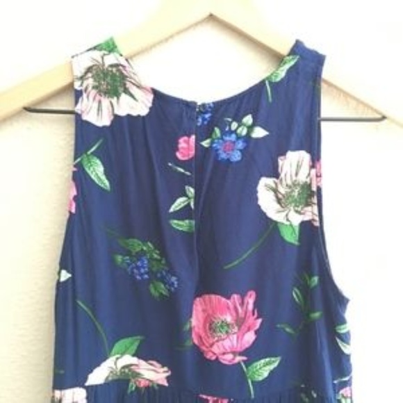 5 for $20! Old Navy Blue Floral Print Dress - Picture 3 of 4